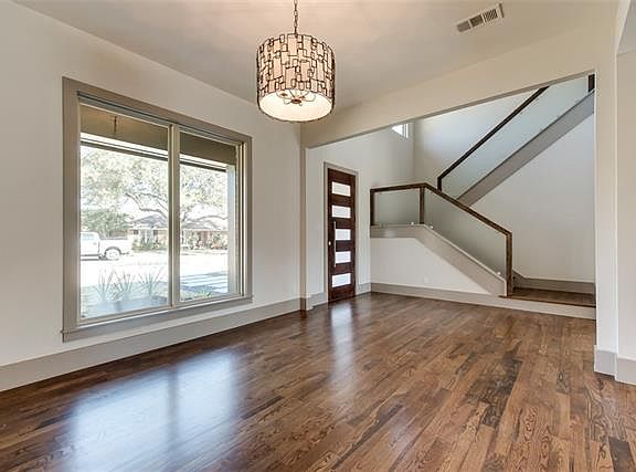 5th image of 6414 Sunnyland Ln
