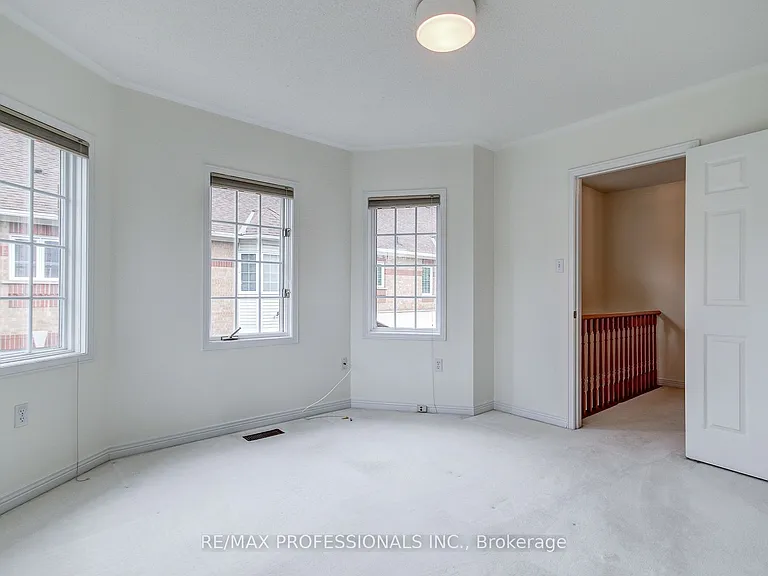 2145 Country Club Dr E #23 — Photo 19