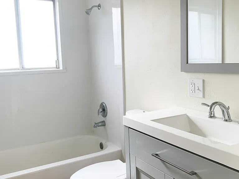 35 N 300 E #1 — Photo 10