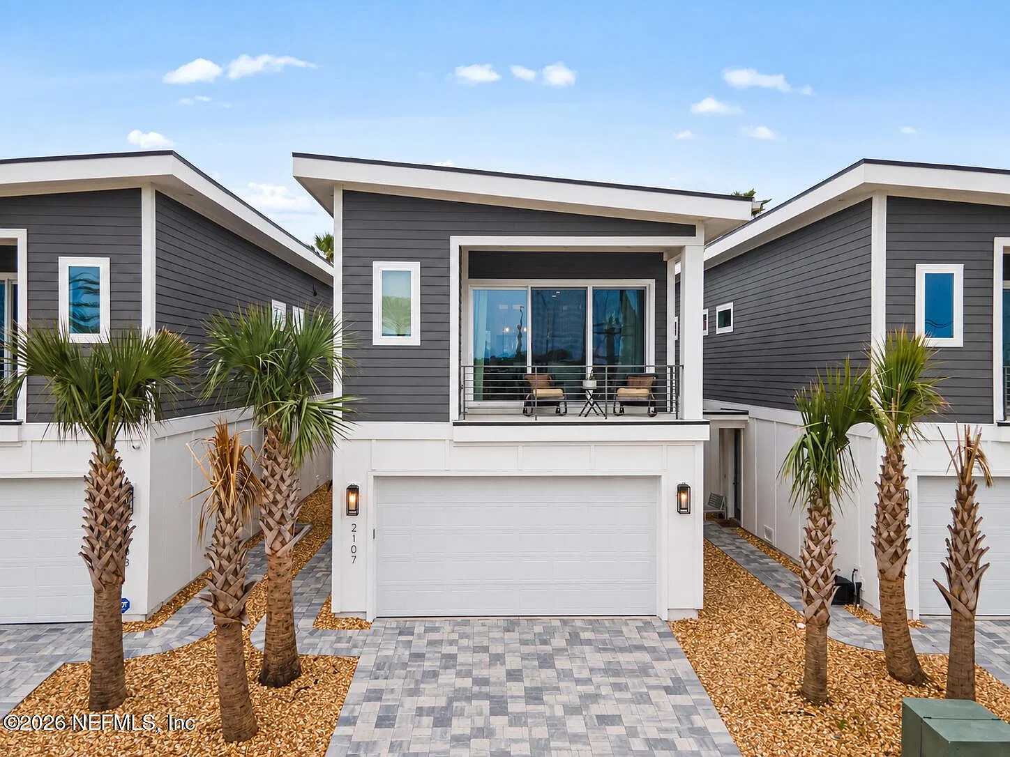 4 bed, 2.5 bath, 1868 sqft, $6,000 — Photo 1
