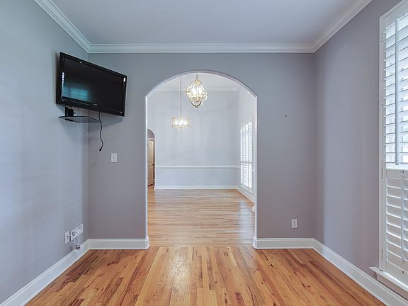 5th image of 7341 4th Ave