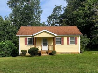 7551 Shannon Hill Rd, Louisa, VA 23093