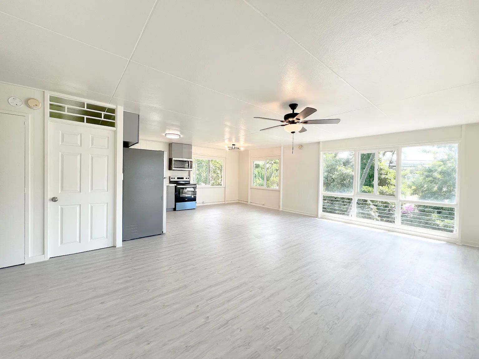 5 bed, 1400 sqft, $3,600 — Photo 4