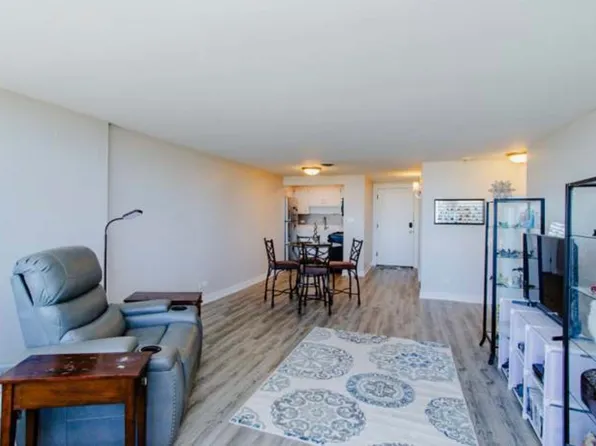 7234 W North Ave, Elmwood Park, IL 60707