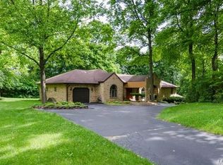 1 Jemma Ln, Glen Carbon, IL 62034