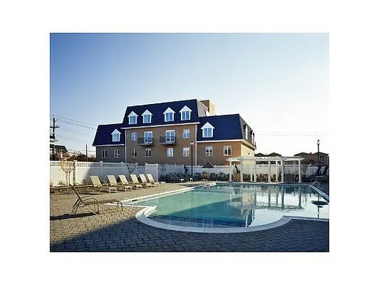 Sold by Cornerstone R.e. Mgt. Corp. | media 14