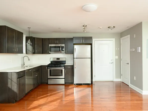 278 Washington St #3, Weymouth, MA 02188