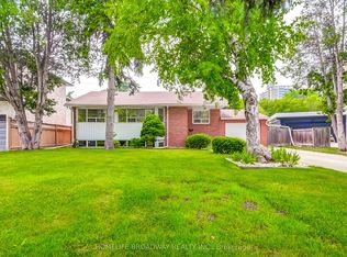 45 Hurlingham Cres, Toronto, ON M3B 2P9