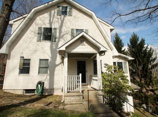 136 Brooklyn Rd, Stanhope, NJ 07874