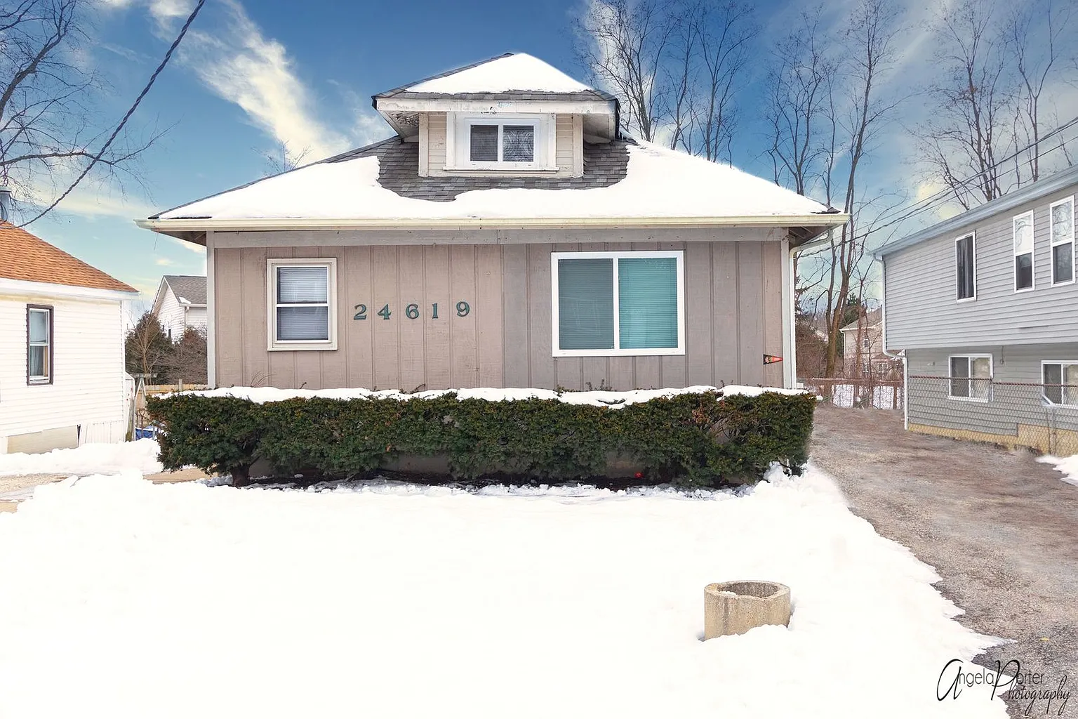 24619 W Passavant Ave photo 1