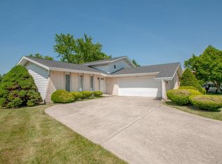 1924 W 99th Pl, Crown Point, IN 46307