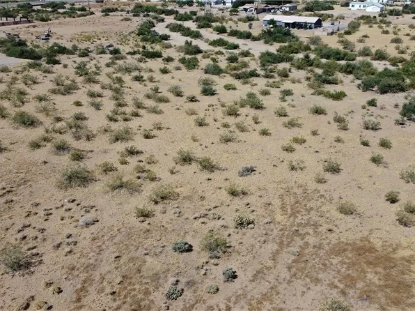 5 S 1/2 N, Golden Valley, AZ 86413