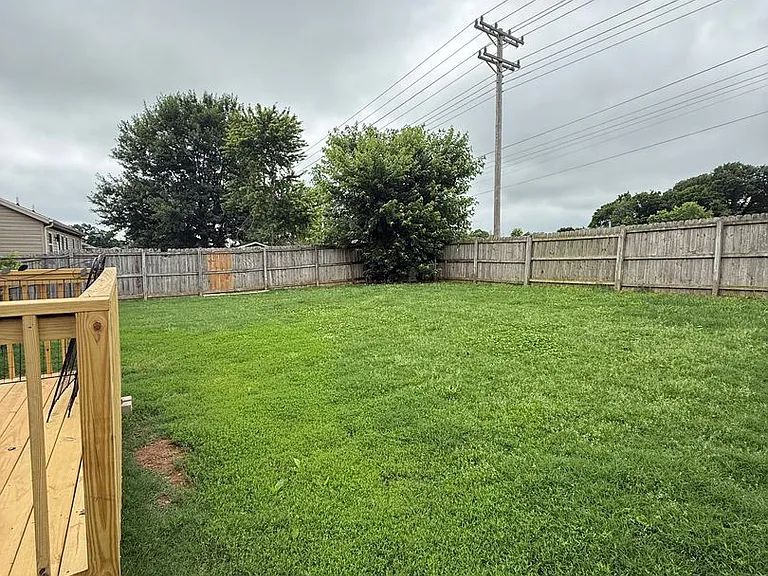 414 W Black Oak Rd — Photo 29