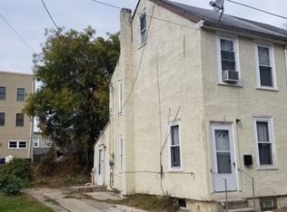 119 E Springer St, Philadelphia, PA 19119