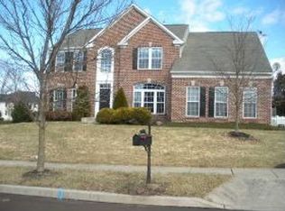 12 Arrowwood Dr, Perkasie, PA