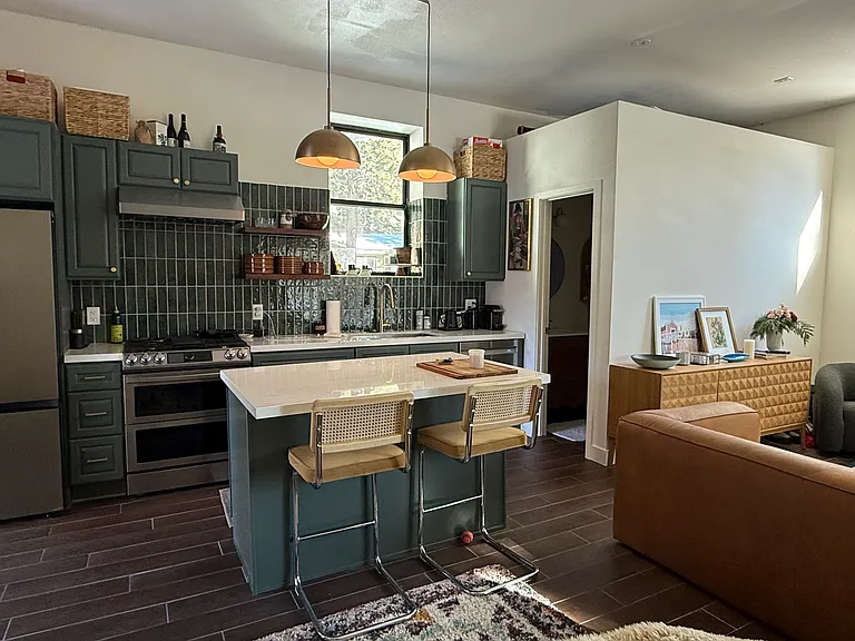 61 Knob Hill Ln #1 — Photo 3