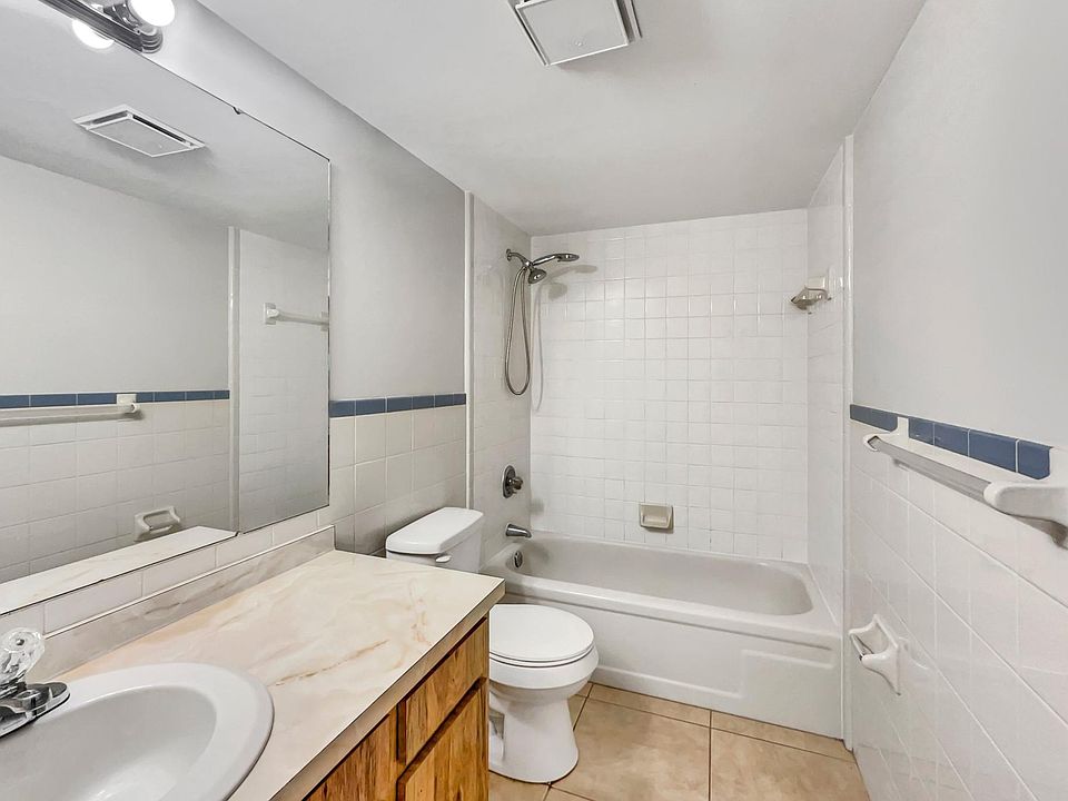 1st image of 1411 E Washington Ave