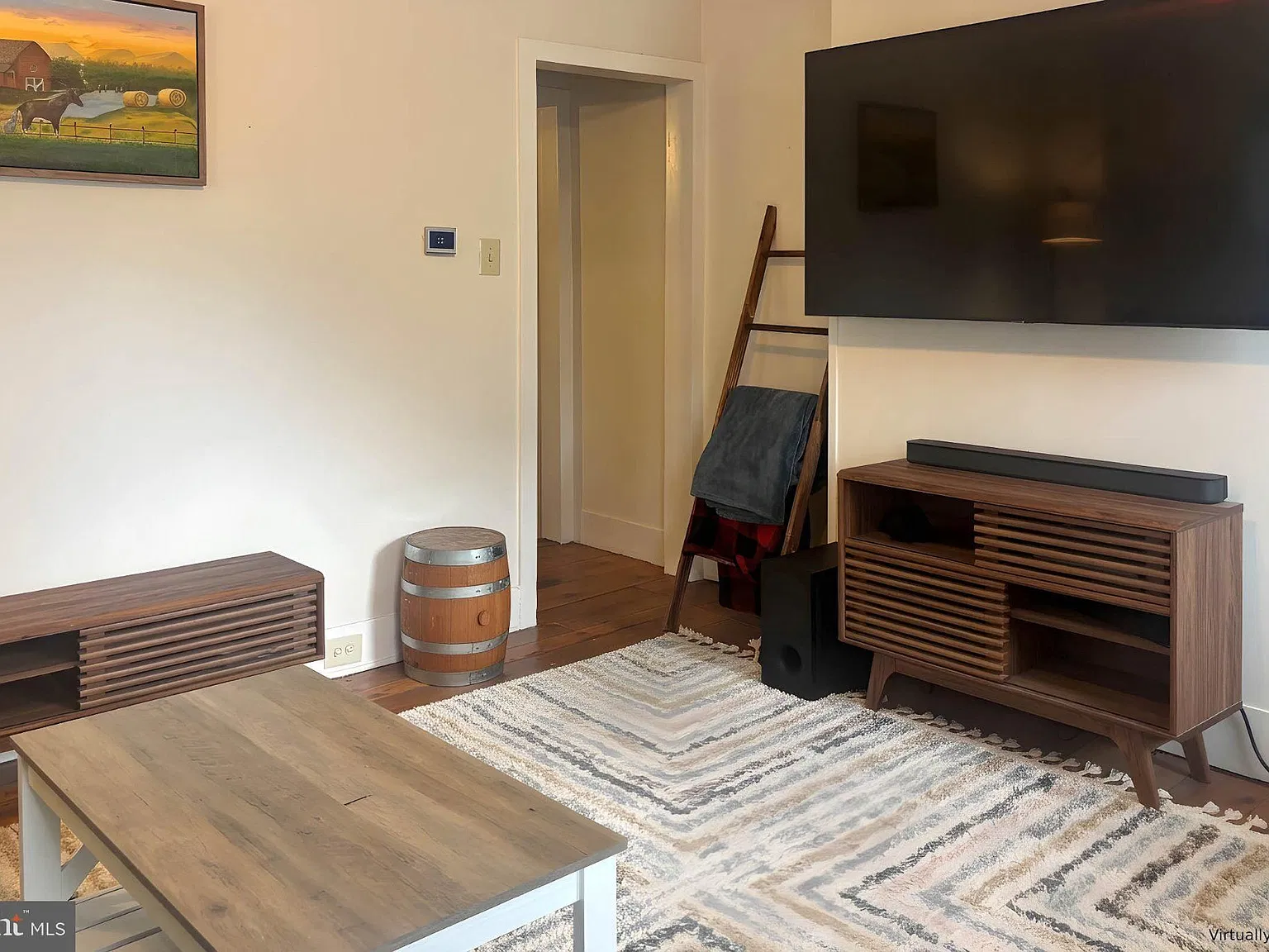 2 bed, 1.5 bath, $1,850 — Photo 3