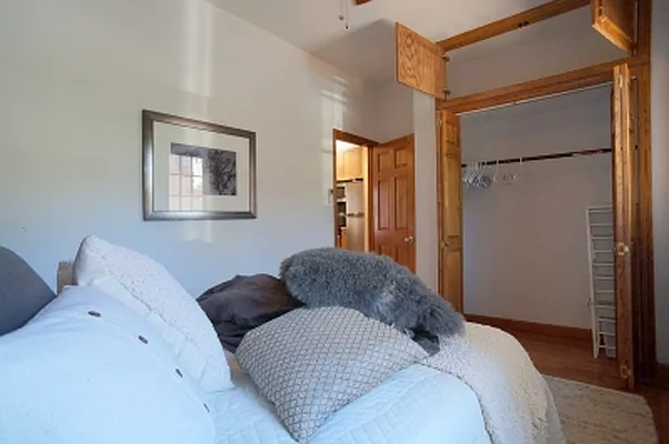 Rented by Citi Habitats | media 44