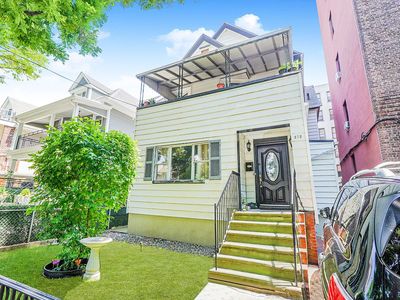 275 E 5th St, Brooklyn, NY, 11218