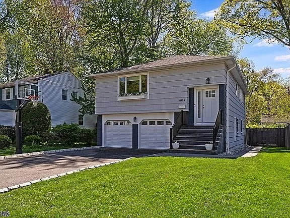 804 Coolidge St — Photo 14