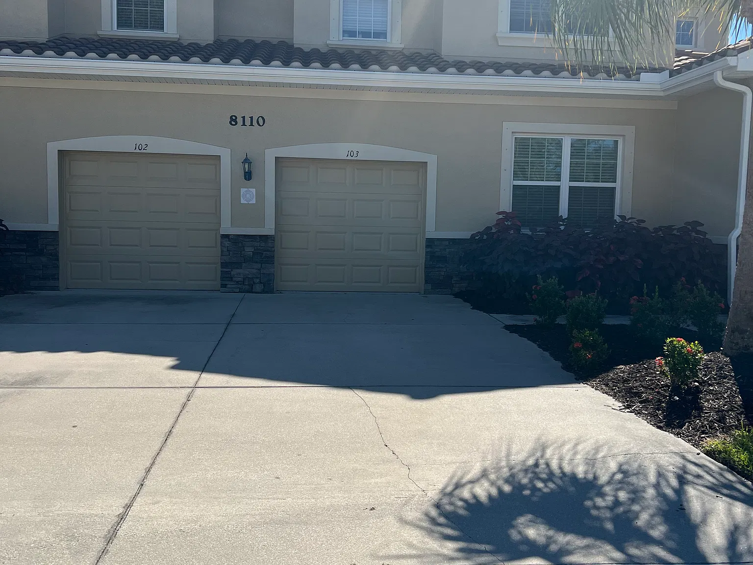 2 bed, 1396 sqft, $2,300 — Photo 1