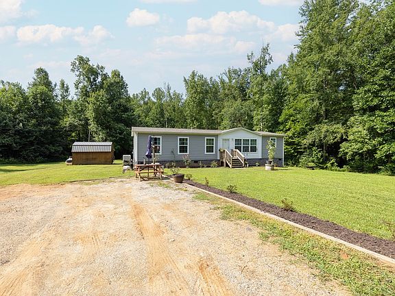 2nd image of 15710 Pope Ln