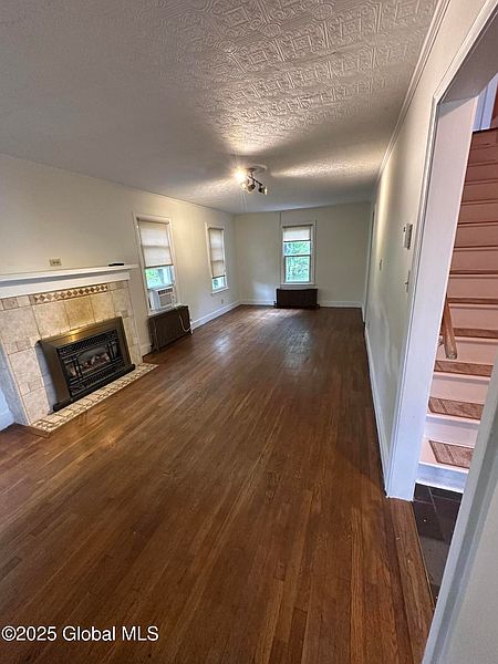 4th image of 63 Elm Street
