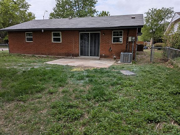 2nd image of 1039 Raleigh Cir