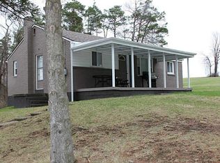 507 Aten Rd, Coraopolis, PA 15108