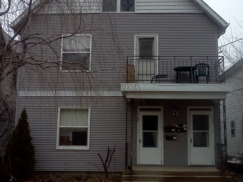Building Photo 4