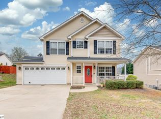 146 Maximus Dr, Greer, SC 29651
