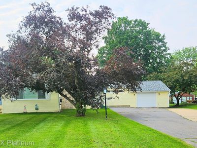 7257 Miller Rd, Swartz Creek, MI, 48473