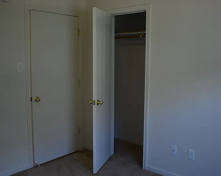 1614 Yuma Trl — Photo 12