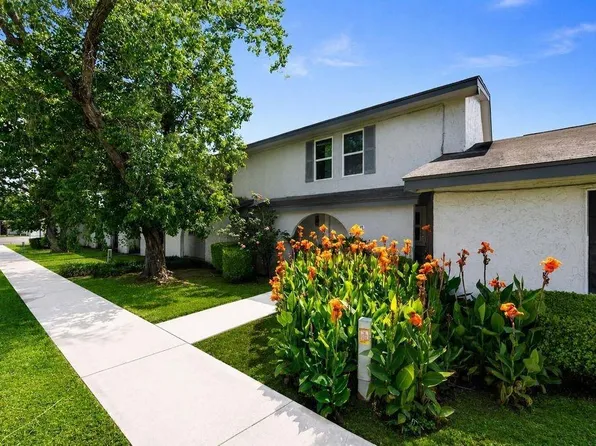 1831 Country Village Blvd, Humble, TX 77338