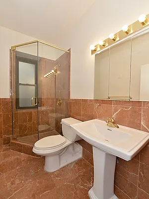 Rented by Cooper & Cooper Real Estate | media 6