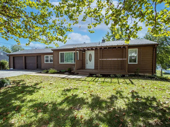 1218 Patrick Dr, Fenton, MO 63026