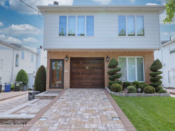 32 Peare Pl, Staten Island, NY 10312