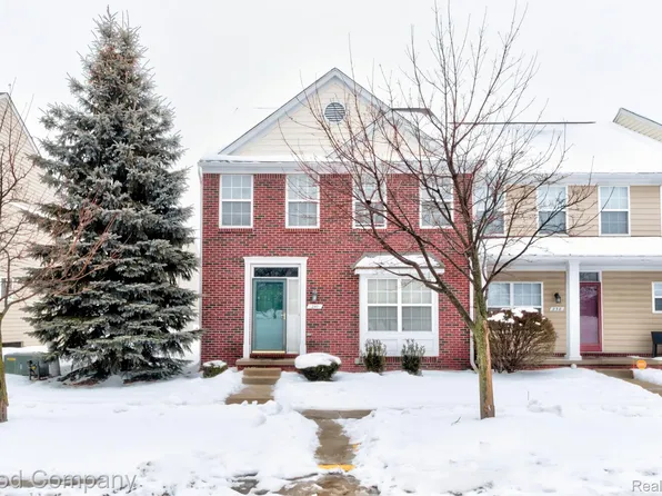 240 Stonegate E, Pontiac, MI 48341