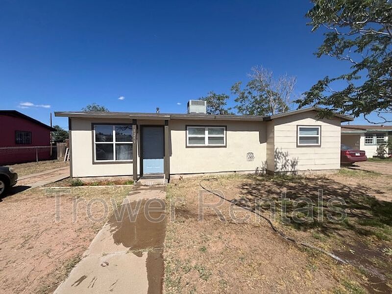 1st image of 1211 Autumn Ave