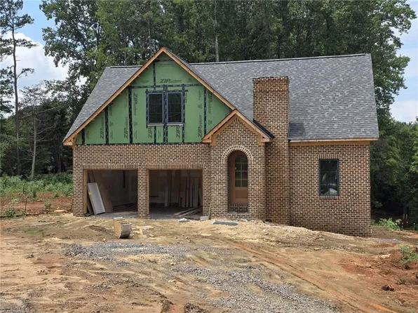4150 Clinard Rd, Clemmons, NC 27012