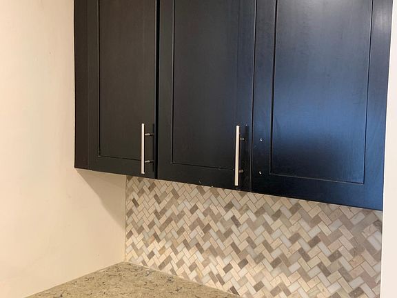 5th image of 131 Beach 121st St APT 3