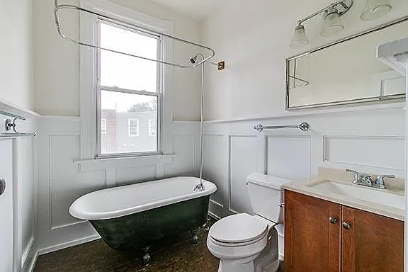 Full Bath (second floor)