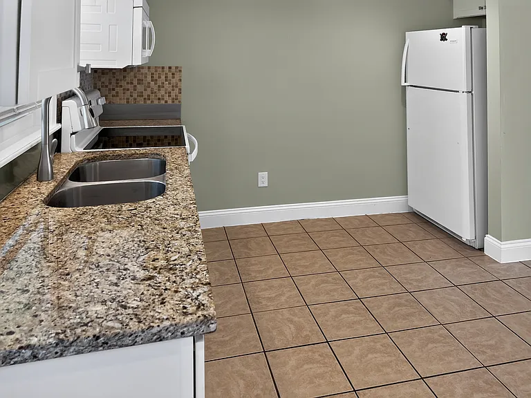 348 Tarpon Ave #5 — Photo 11