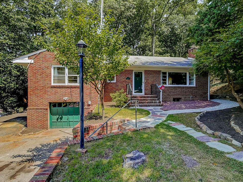 1st image of 7 Park Pl