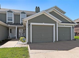 5576 NW Moonlight Meadow Dr, Lees Summit, MO 64064