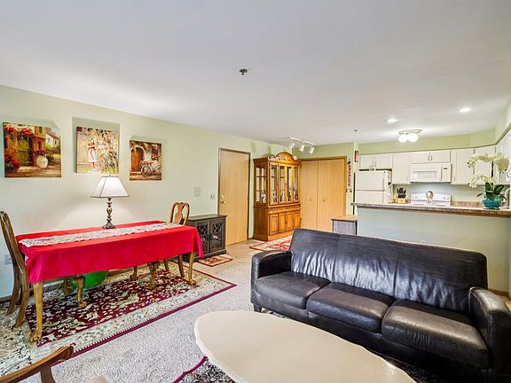 5th image of 201 Kearney Way Unit 102