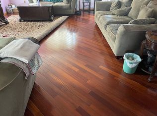 5 Johnson St, Carteret, NJ 07008