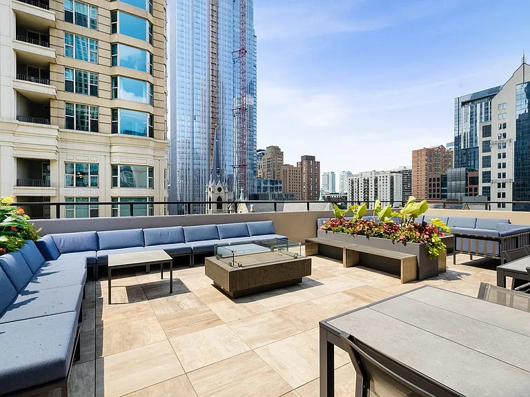30 E Huron St #2808 — Photo 18