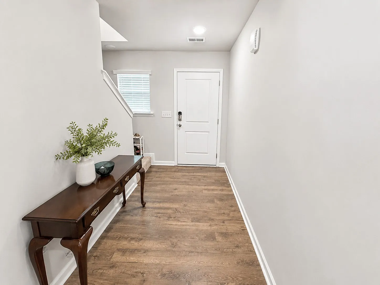 3 bed, 2.5 bath, 1497 sqft, $1,850 — Photo 3
